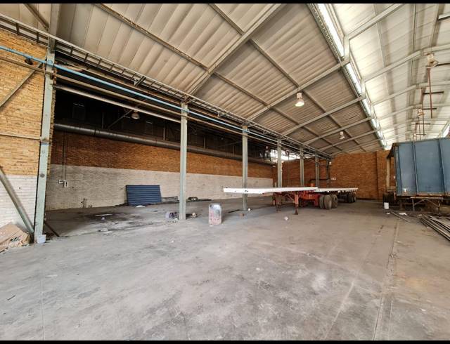 1,000M² WAREHOUSE TO LET IN WADEVILLE